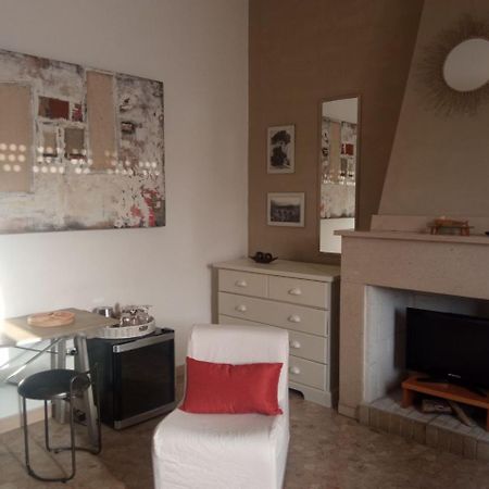 Отель Myhouse Ольбия Экстерьер фото