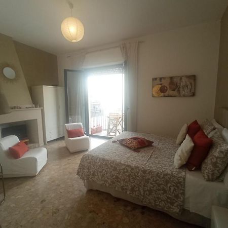 Отель Myhouse Ольбия Экстерьер фото