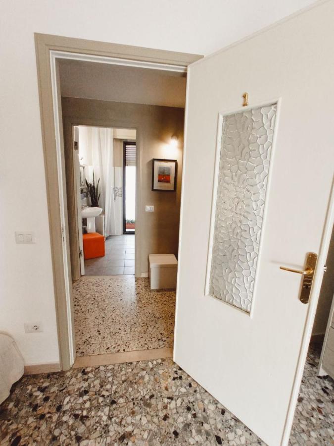 Отель Myhouse Ольбия Экстерьер фото