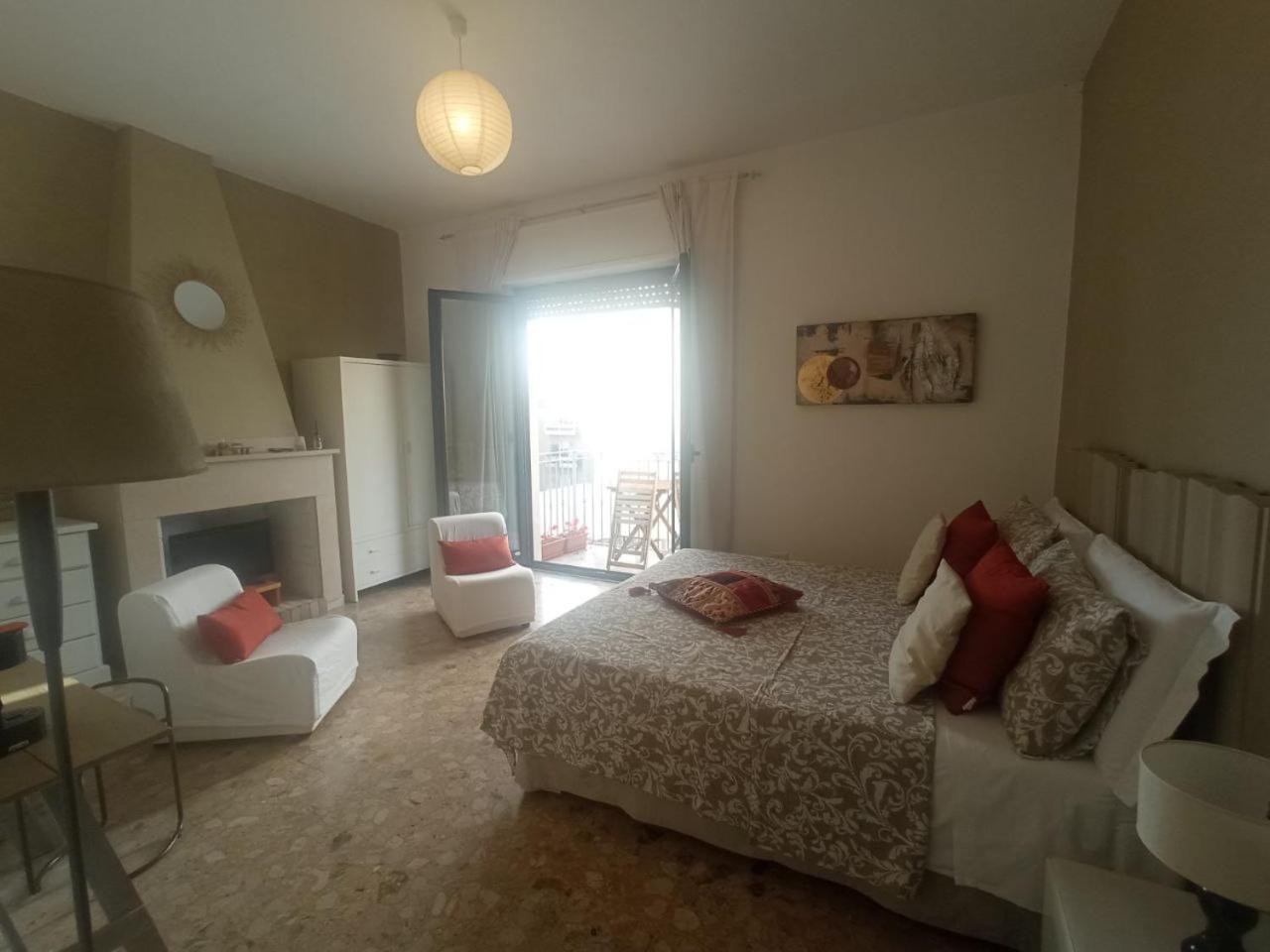 Отель Myhouse Ольбия Экстерьер фото